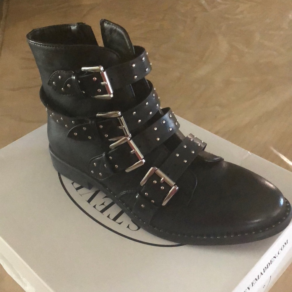 Shoes/ booties